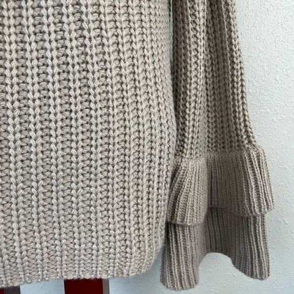 Miracle Long Sleeve Sweater Size M EUC - Picture 3 of 9